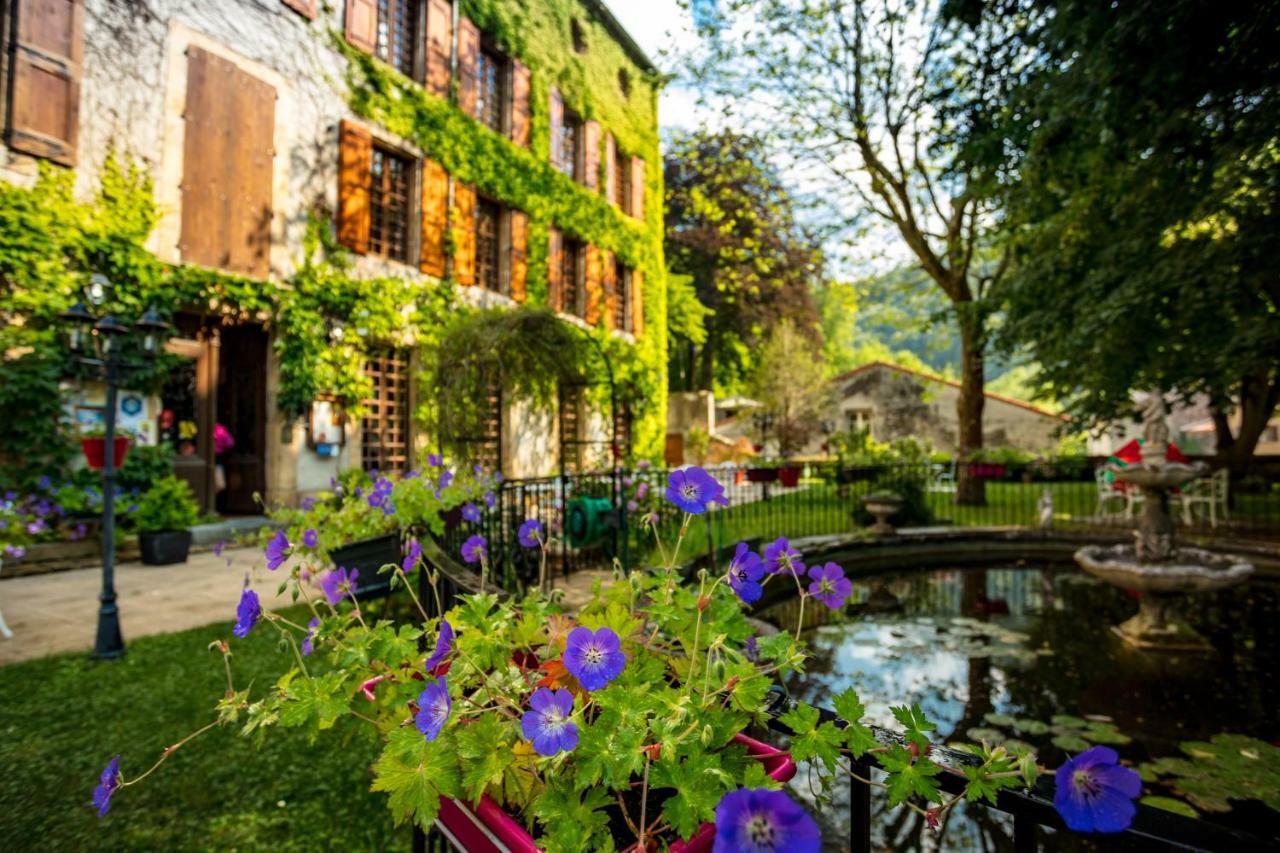 Logis Hostellerie Du Grand Duc Hotel Restaurant Gincla Exterior photo
